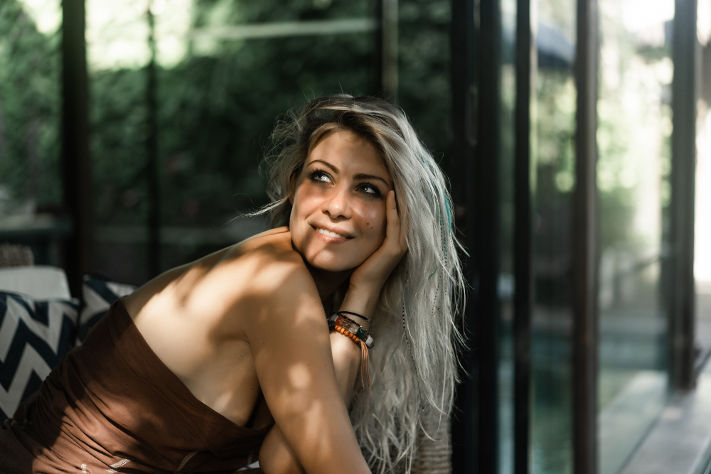 Sugar mommy nasıl bulunur? 2025’te zengin ve güçlü kadınlarla tanışmak isteyen erkekler için