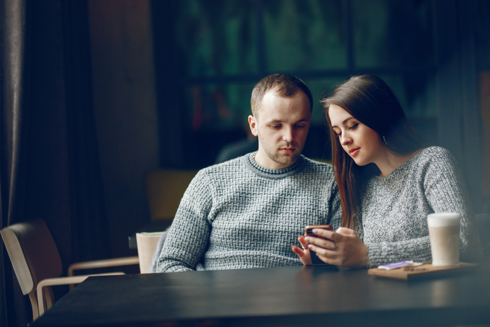 Sugar Dating or Traditional Love? Find Your Ideal Match